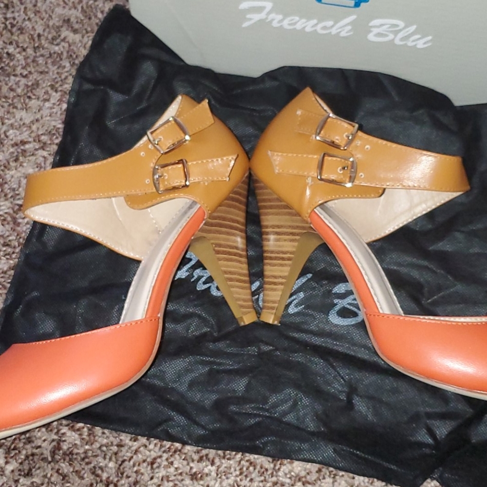 French Blu Cynthia Almond Toe Heels - Picture 5 of 7